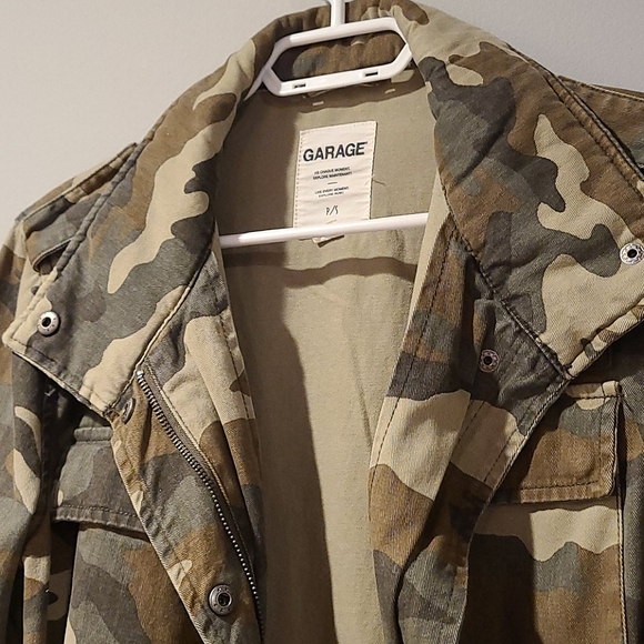 Camo Utility Jacket - Womans Small - Picture 2 of 7